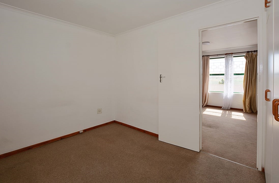 To Let 1 Bedroom Property for Rent in West Riding Western Cape